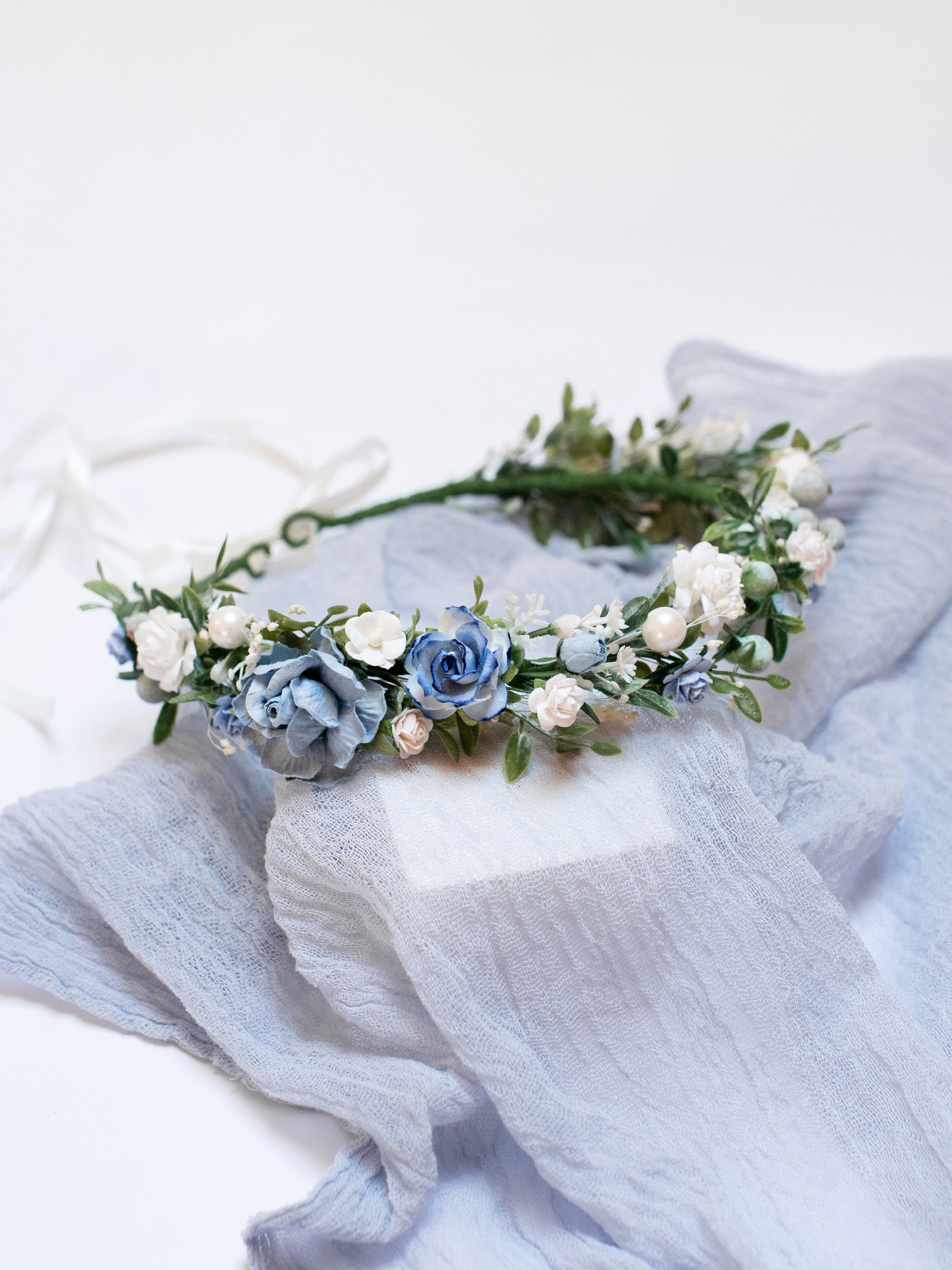 thumbnail interactive-video image 1 of Trepveter Floral Crown, Adjustable Size Floral Headband Simulation Flower, Polyester Leaves And Flowers, Satin Ribbon, Boho Maternity Photo Props, Wedding Party Prom, White, 1 Count 1 of 14