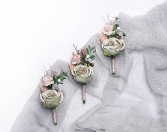 Groom's boutonniere, Boho flower boutonniere, Dusty green buttonhole, Woodland wedding, Man's boutonniere, Gray floral buttonhole