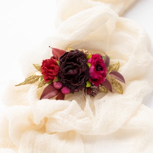 Flower girl barrette, Floral Christmas clip, Baby shower gift, Wedding hair clip, Alligator flower clip, Small hair clip, Bridal headpiece