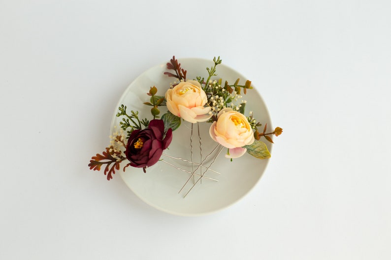 Épingles à cheveux fleur beige, pince à cheveux de mariée, épingles de mariage, épingles à cheveux rouge foncé, pinces à fleurs Bourgogne image 1