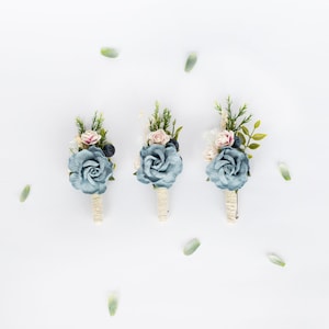 Groomsman boutonniere, Wedding flower boutonniere, Rustic boutonniere, Blue flower boutonniere, Men floral boutonniere, Groom buttonhole