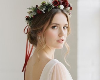 Christmas Wedding Flower Crown, Winter Bridal Headpiece, Red Green Floral Wreath, Holiday Hair Accessory, Boho Bride Gift, Xmas Headband