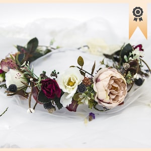 Burgundy flower crown, Winter floral headpiece, Christmas flower crown, Winter wedding hairpiece, Christmas present, Holly foliar crown