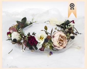 Burgundy flower crown, Winter floral headpiece, Christmas flower crown, Winter wedding hairpiece, Christmas present, Holly foliar crown