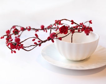 Christmas floral crown, Winter flower crown, Holly headpiece, Gift for Christmas, Winter wedding, Red berries headpiece, Baby flower crown