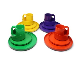 Multicolor Massimo Vignelli for Heller Dinnerware - Service for Four