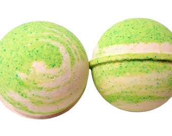 Grandma's Apple Pie Bath Bomb | Bath Bombs | Bath Fizz | Vegan | Handmade | Fall Bath Bomb