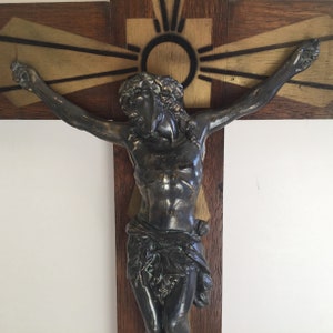 Large Art Deco Crucifix (1920s)