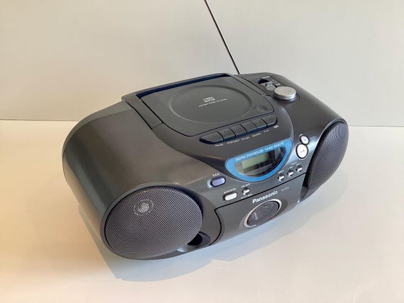 ヴィンテージラジカセ パナソニック RX-D19、CDラジオカセットステレオ