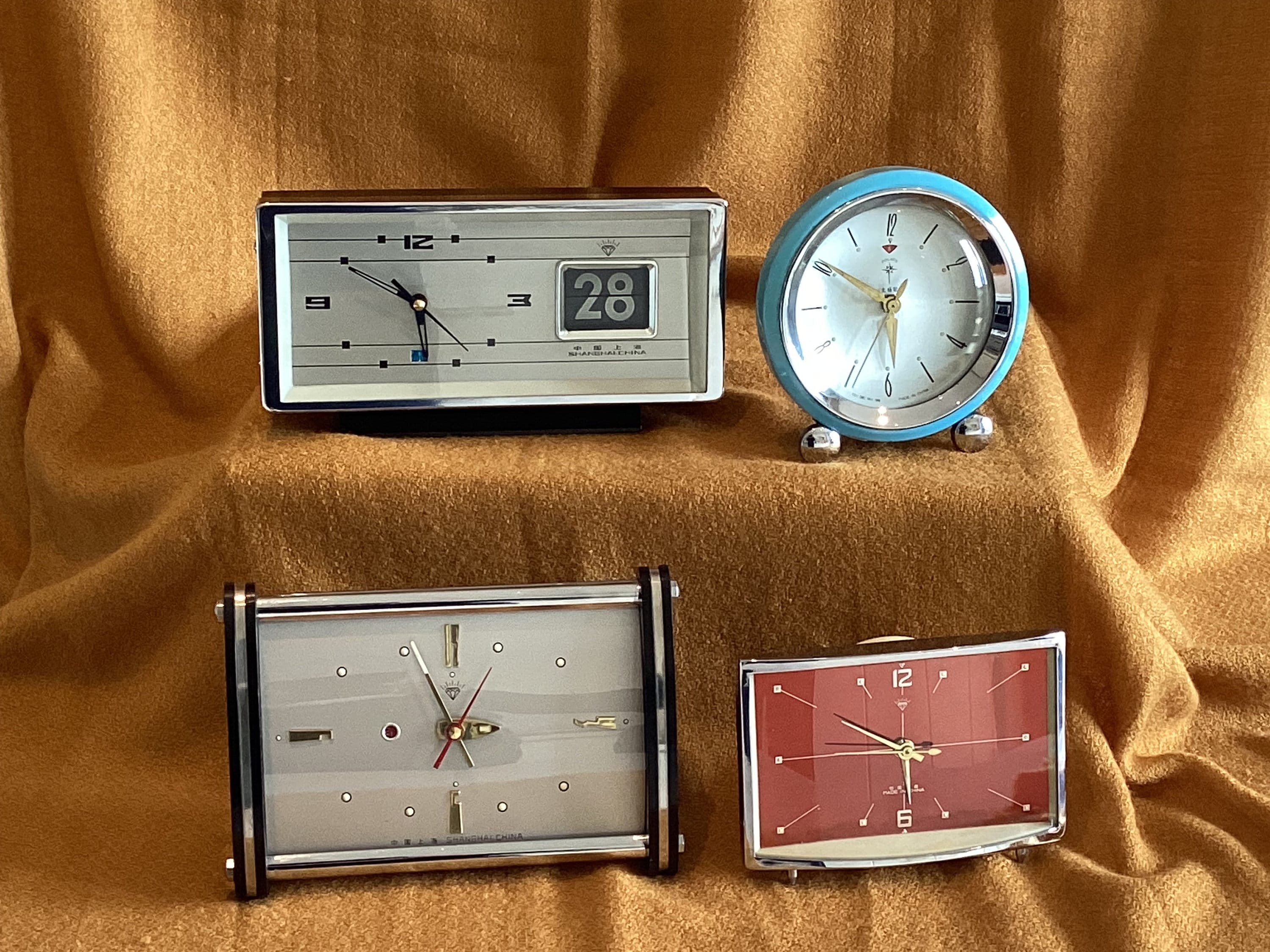 Vintage Polaris Clock - Etsy
