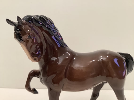 ヴィンテージ磁器製馬｜ロイヤルドルトン 1950年代 英国製置物 手描き