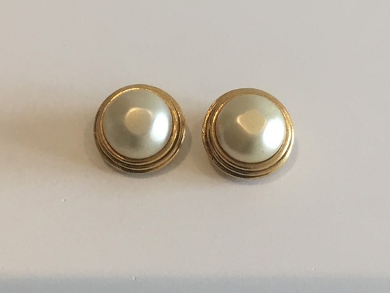 Authentic  Chanel Gold Tone Earrings (1970s) Made… - image 3
