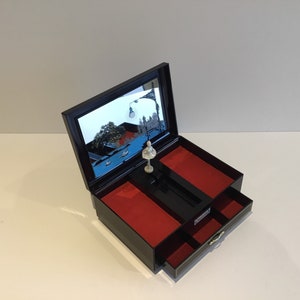 Raro carillon con ballerina (anni '70)