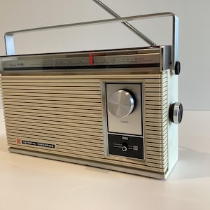 National Panasonic RF-829TB Radio (1972) Made In Japan