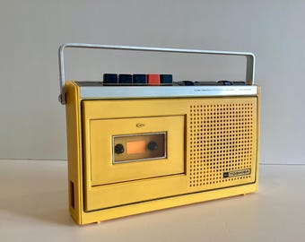 Rare 1980s Vintage SAMPO Japanese Karaoke Machine Cassette KE250A