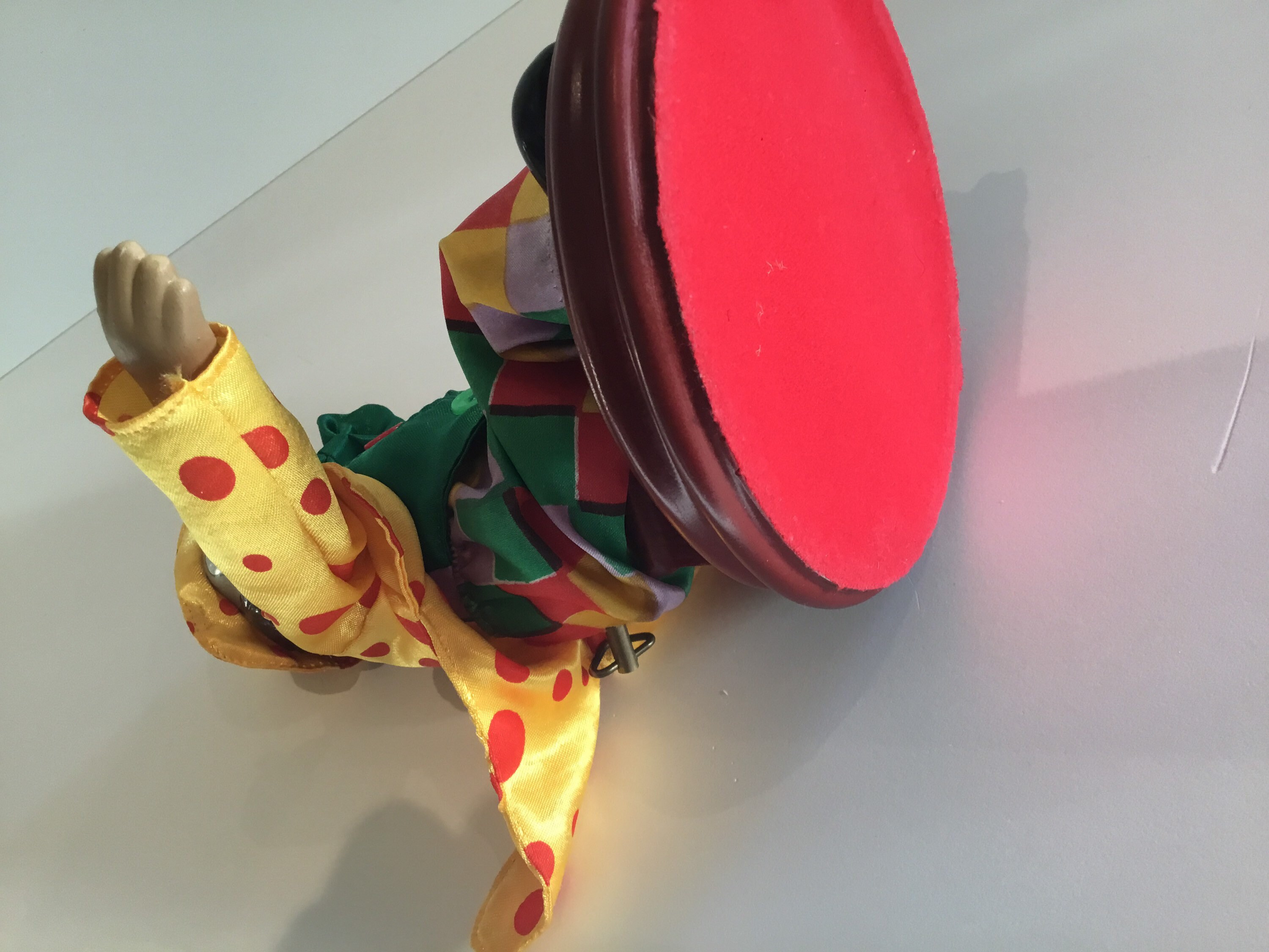 CLOWN AUTOMATE MUSICALE en porcelaine ❤️ des années 60 ❤️ EUR 65,00 - FR