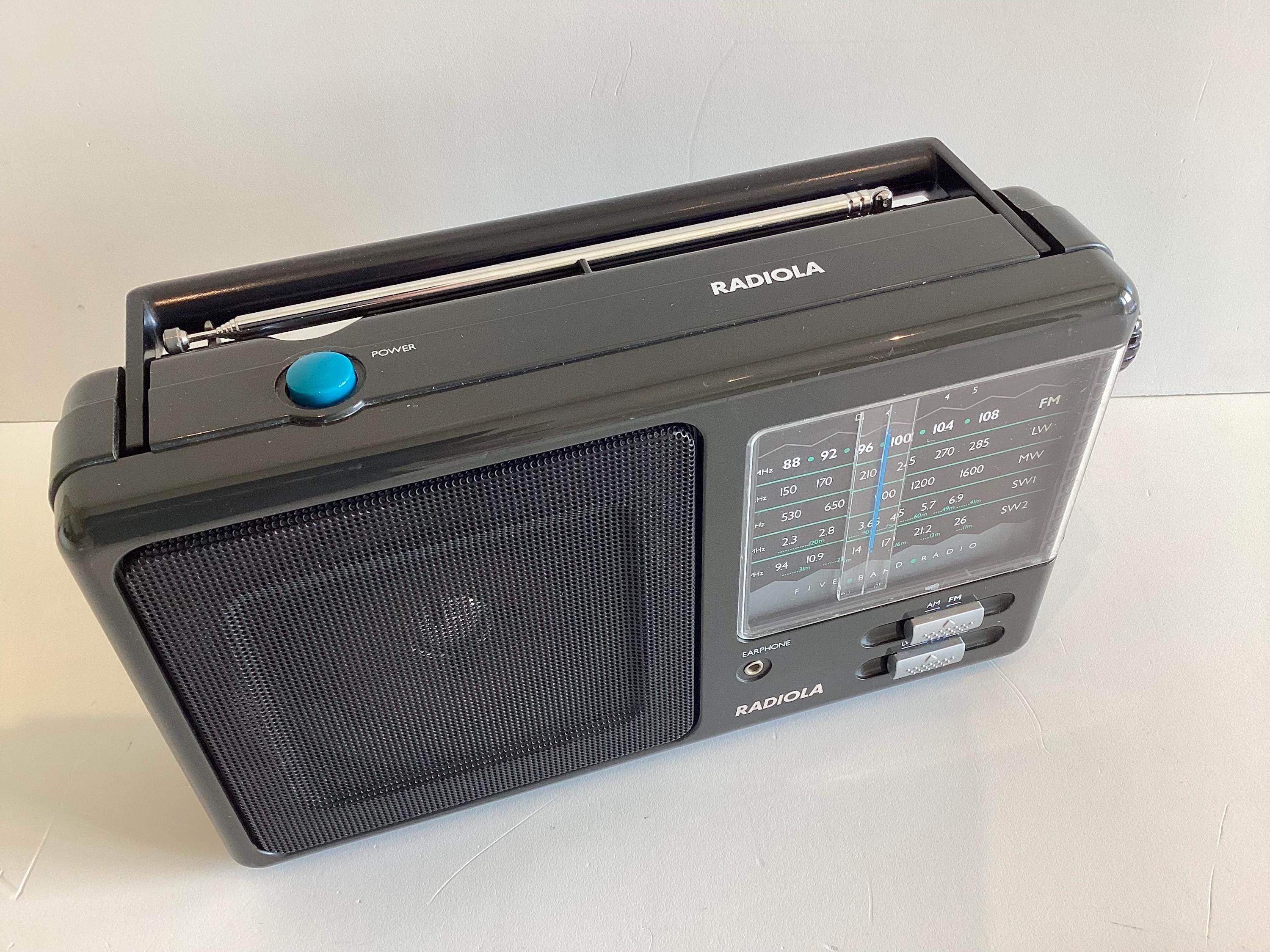 ヴィンテージラジオ Radiola D4345/18 (1980年代)、フランス製