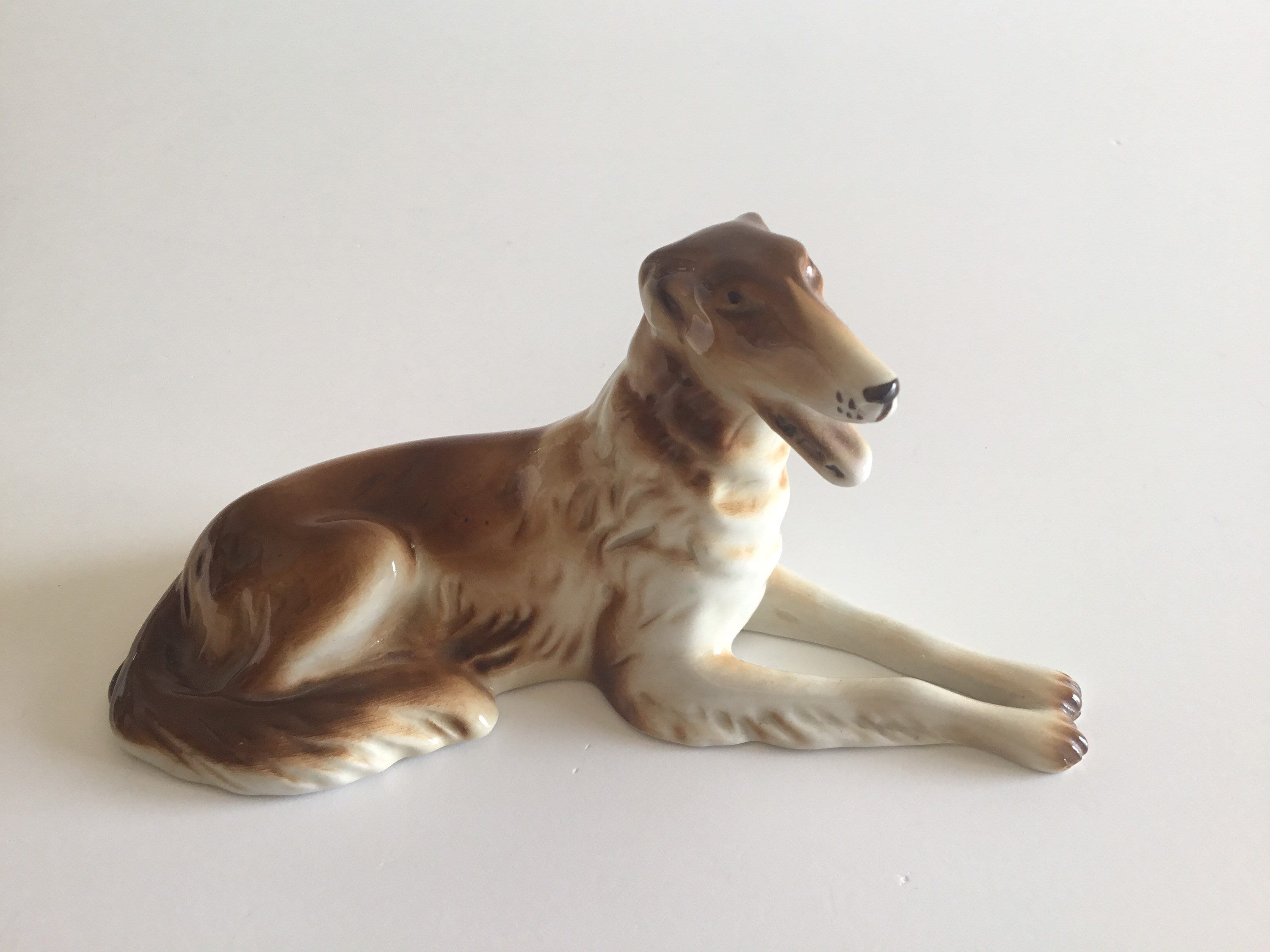 ヴィンテージ磁器製犬 | Royal Dux Bohemia 1970年代 ボルゾイ