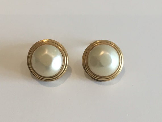 Authentic  Chanel Gold Tone Earrings (1970s) Made… - image 1