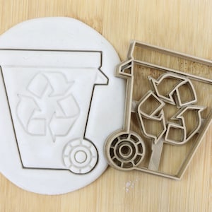 Diameter 5-10cm Recycling / Garbage truck Biscuit stamp /  cookie cutter  Ausstechform Keksausstecher