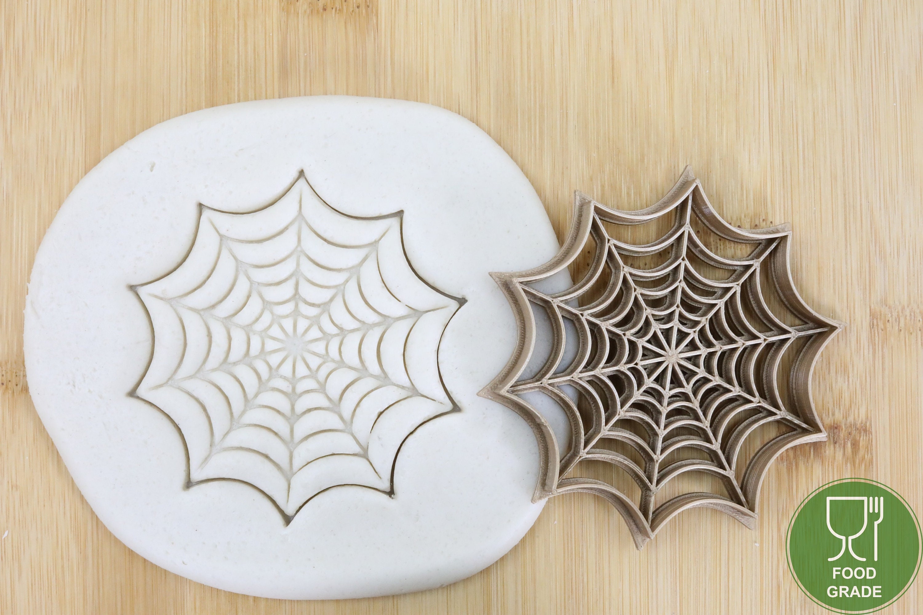 Diameter 5-10cm Halloween spider web/spider/spider with web/     fondant  cookie cutter  Ausstechform Keksausstecher