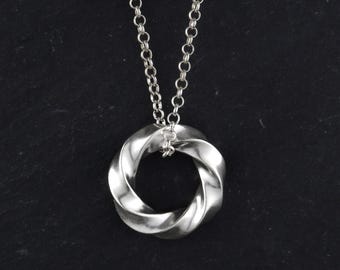 Men's Necklace Mobius Circle Pendant Sterling Silver Mobius Ring Neckalce Minimalist Jewelry