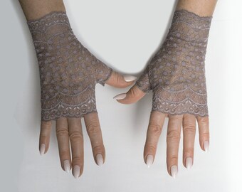 Pulswärmer Handschuhe fingerlos aus Spitze Punkte polkadots taupe-grau