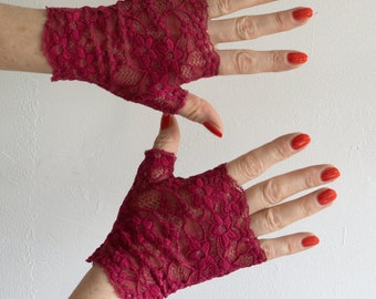 short wrist warmers | Gloves fingerless floral magenta made of lace size L