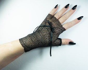 feine Pulswärmer Handschuhe fingerlos schwarz + Schleife gothic accessoire noire