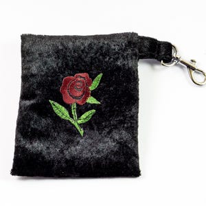 cartera mini bolso monedero para cinturón con mosquetón rosa gótica #steampunk terciopelo