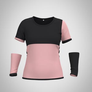 Könnte beinhalten: Ein zweiteiliges Sportshirt mit passenden Armärmeln. Die obere Hälfte des Shirts ist schwarz, während die untere Hälfte hellrosa ist. Die Ärmel und der untere Saum des Shirts sind mit Schwarz eingefasst. Die Armärmel sind hellrosa mit schwarzem Besatz.