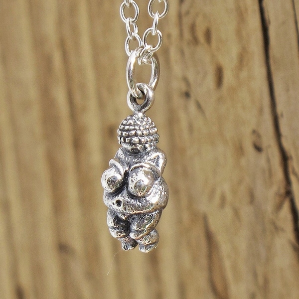 Venus of Willendorf Fertility Goddess Pendant Necklace Sterling Silver Gift Boxed Pagan Wicca Motherhood Baby Archaeologist Stone Age
