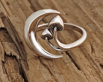 Moon Mushroom Ring Adjustable Sterling Silver Crescent Celestial Gift Boxed Gothic Halloween Pagan Wiccan Witch Fairy Tale Gift Box