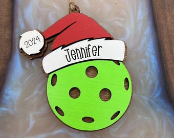 Adorno personalizado de pickleball / Papá Noel de pickleball 2025 / Corte láser / Pintado a mano