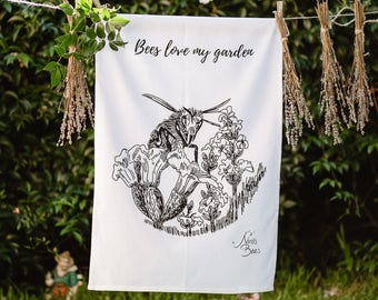 Tea towel, dish towel with bee and flowers, Bees love my Garden, perfect gift for gardener or beekeeper