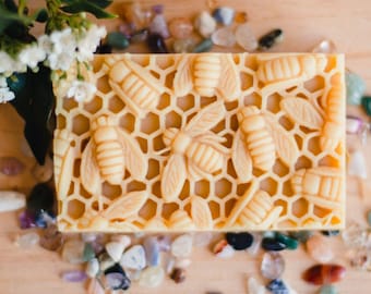 Artisan Honey Beeswax Soap Bar: Organic Body Cleanser, Zero Waste Skincare  | Best Christmas gift