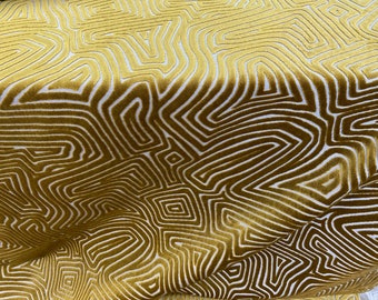 Lustrous Citron Gradual Maze Fine Cut Velvet