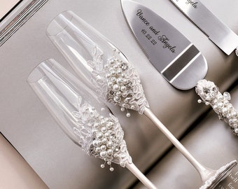 Personalized wedding flutes Wedding champagne glasses beach Champagne flutes white pearl rustic champagne flutes and cake cutting set