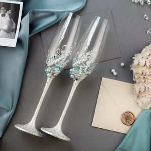 Wedding flutes pearls ocean decor Bridal shower gifts for bride groom champagne glasses Mr Mrs pearl anniversary Toasting flutes gold red image 5
