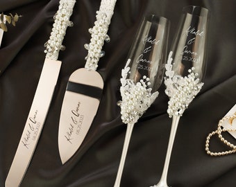 Rustic Wedding Toasting Glasses Engraved Cake Cutting Set Cake Servers Wedding pearls Cake Server Bridal shower gifts ideas Champagne flutes
