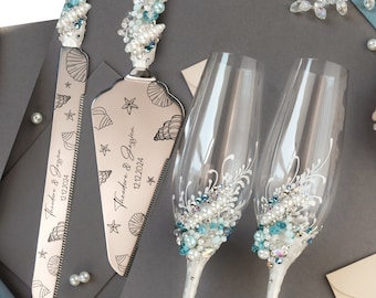 Wedding gift for bride Toasting glasses wedding decoration Cake cutting set with pearl blue Champagne flutes and cake cutting set white boho