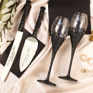 Black gothic wedding champagne flutes, Toasting glasses Black Personalized gifts 50th anniversary Champagne glasses flutes and cake set
