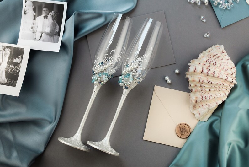 Wedding flutes pearls ocean decor Bridal shower gifts for bride groom champagne glasses Mr Mrs pearl anniversary Toasting flutes gold red image 5