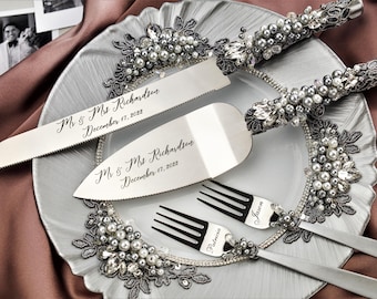 wedding cake server set white pearls Wedding beach decorations Wedding cake cutting Cake serving set Cake server set Wedding Cake Knife