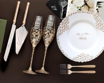 wedding decoration Custom Champagne flutes for bride and groom Cake Knife Server personalized toasting glasses anniversary gift engagement