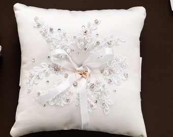 Bearer pillow for wedding ceremony white pearls Wedding pillow for rings beach decoration for wedding white bridal shower gifts for bride