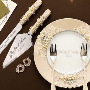 Pearls Toasting glasses engraved Cake cutting server set ivory Wedding shower gifts for bride and groom champagne flutes personalized Plate Fork Cak set