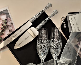 Wedding shower gift champagne flutes and cake knife set for bride and groom, wedding gift anniversary, toasting glasses and cake cutter set