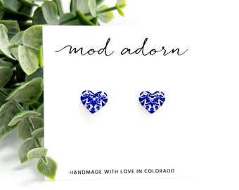 Elegant Blue and White Damask Print Heart Stud Earrings, Valentines Day Post Earrings, Floral Resin Heart Shaped Studs, Romantic Womens Gift