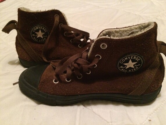 converse with fur inside
